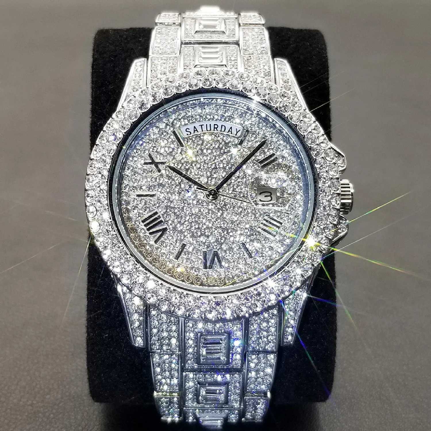 

New New Day Date Watch For Men Luxury Full Moissanite Silver Quartz Wristwatch Hip Hop Iced Out Waterproof Watches Dropshipping