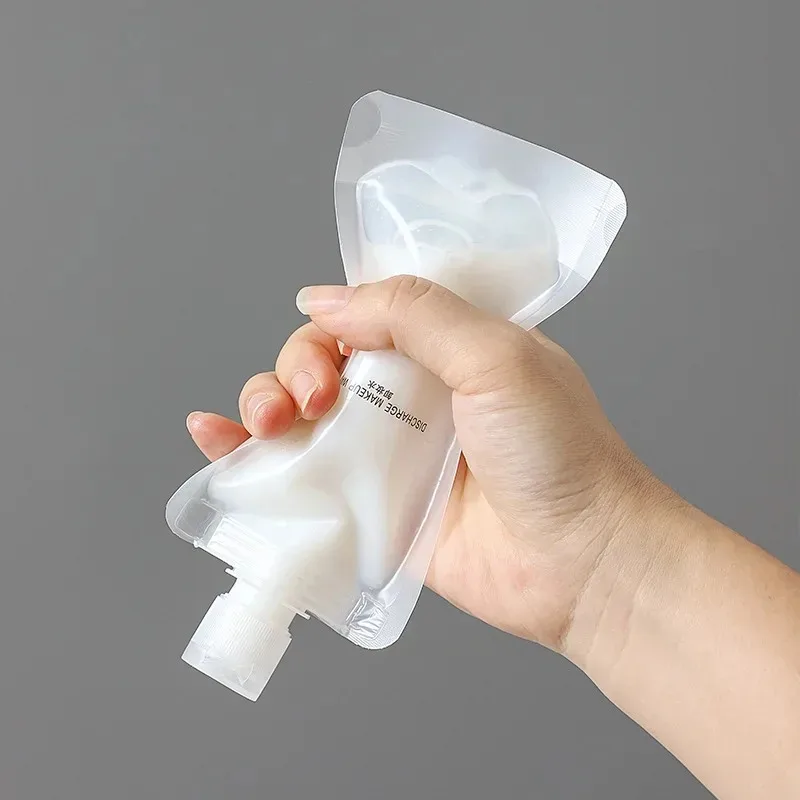 Cosmetic Lotion 10cs 30/50/100ML Thickened Travel Subpackage Shower Gel Shampoo Portable Facial Cleanser