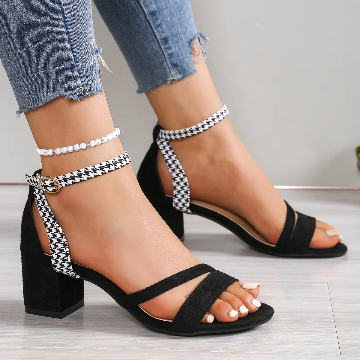 Women Casual Thick Heel Sandals 2025 Summer Fashion Buckle Strap Square Heel High Heels Shoes Platform Sandals Zapatos De Mujer