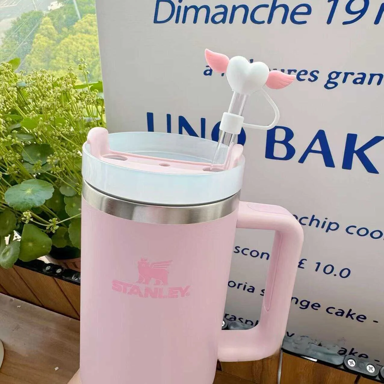  Silicone St Cup Stopper for Stanley St Cup Large Caliber Heat Resistant Love Wings Design Suitable for Girls