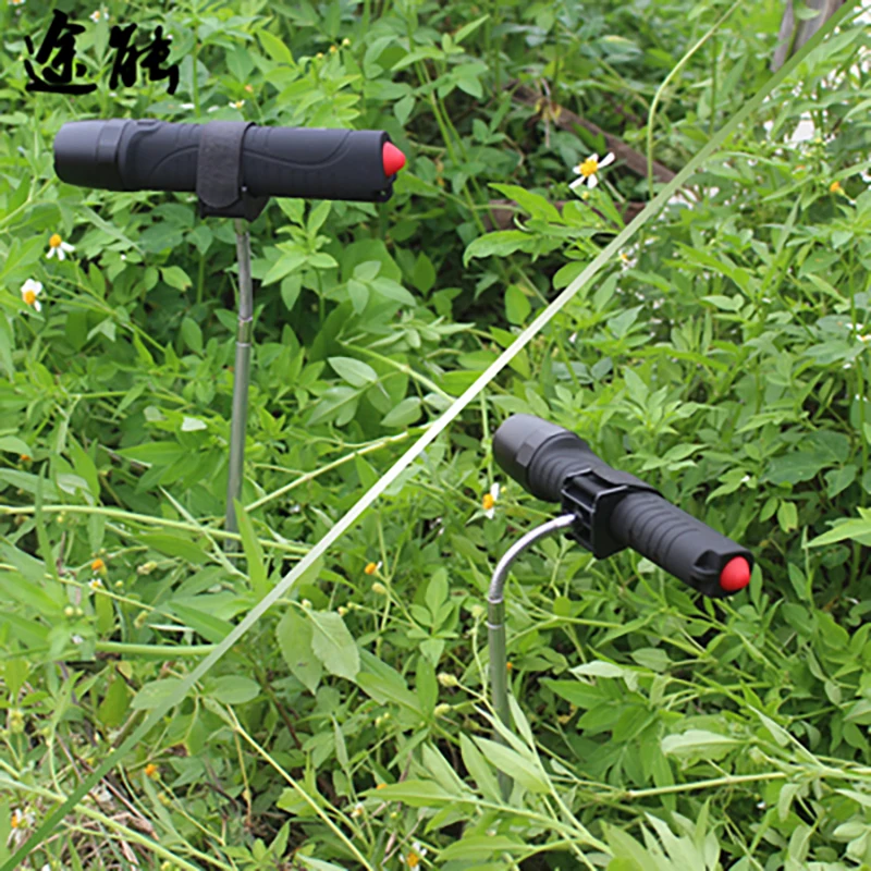 Bicycle Flashlight Holder Weapon Flashlight Accessories Light Stand Accessories U Shaped Clip Mount Adjustable Flashlight Mount Holder Clip U-Shaped Fishing Light Stand Tripod Mount For 20MM To 50MM Outdoor Fishing Lamp Bracket