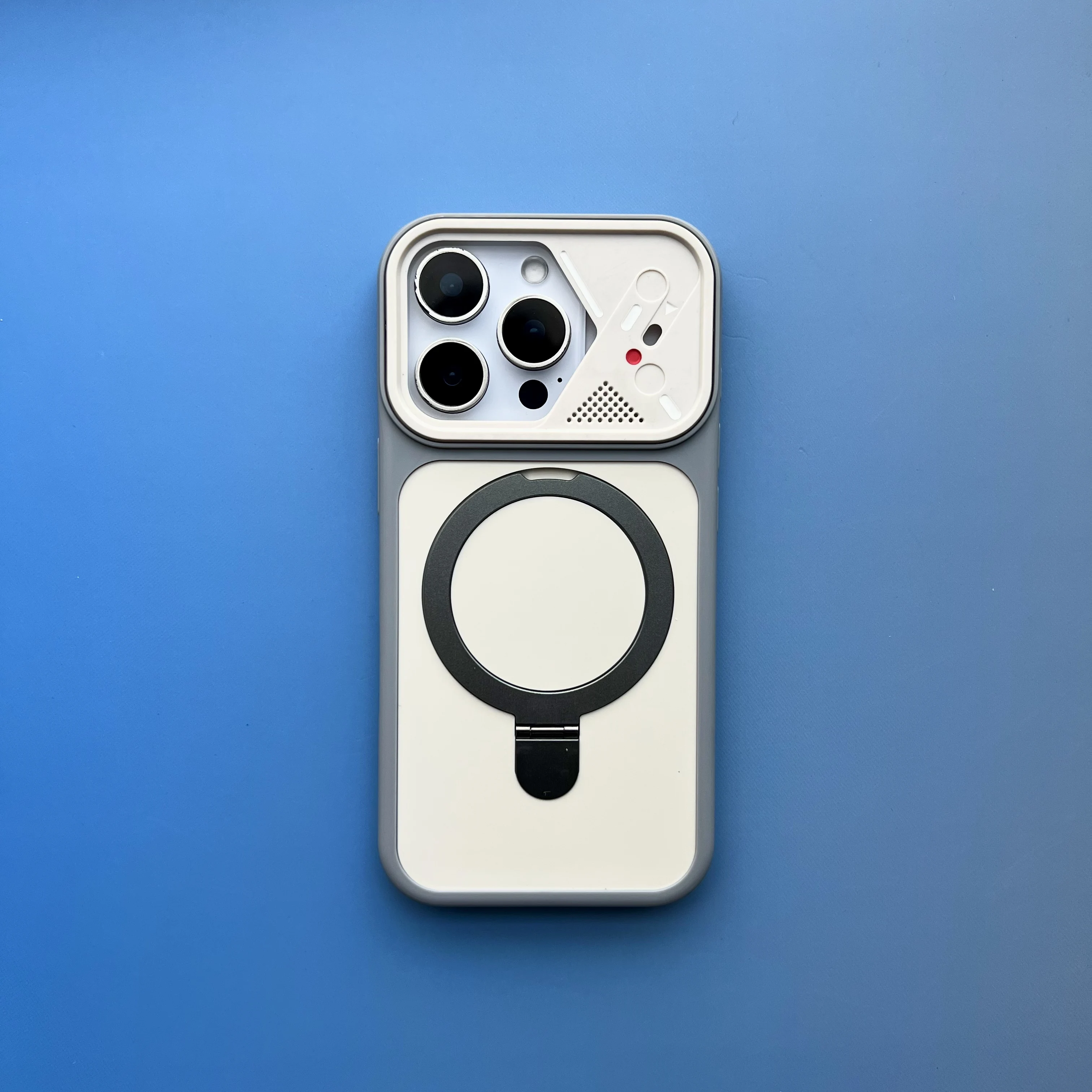ตัวเลือกสินค้า เคสแม่เหล็ก Magsafe พร้อมขาตั้ง iPhone 17 Pro Max