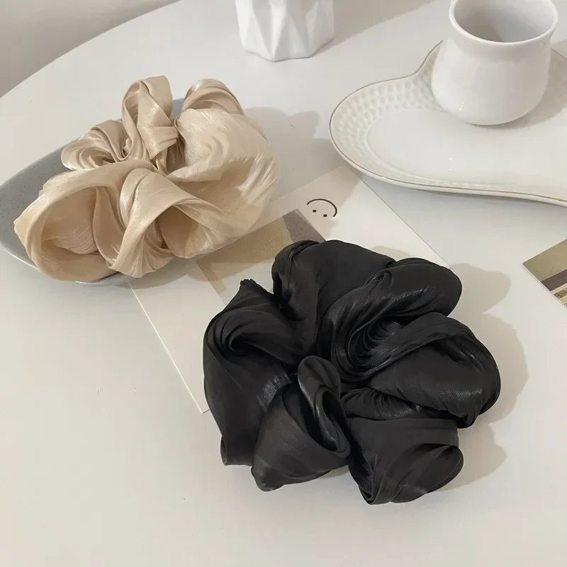 2025 Spring and Summer New Style Women's Silk Satin Scrunchies Korean Ladies Girls Rubber Hair Ties Ponytail Hold Hair Accessories