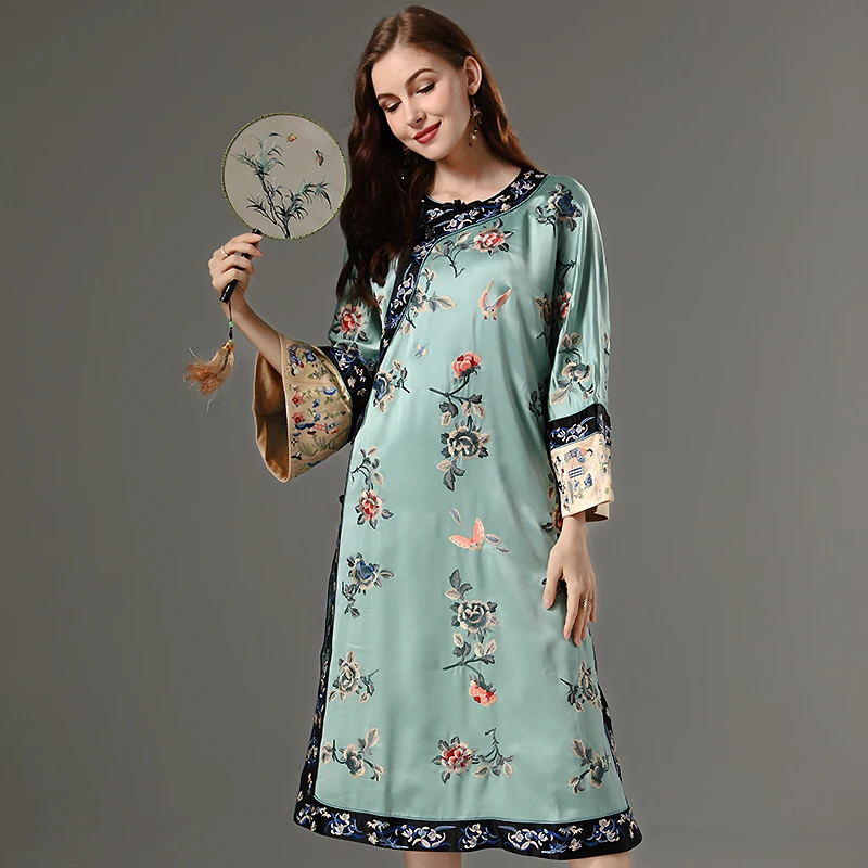 

High End Chinese Style Cheongsam Women's New Palace Embroidery O-Neck Contrast Flare Sleeve Acetate Loose Dress M-XXL