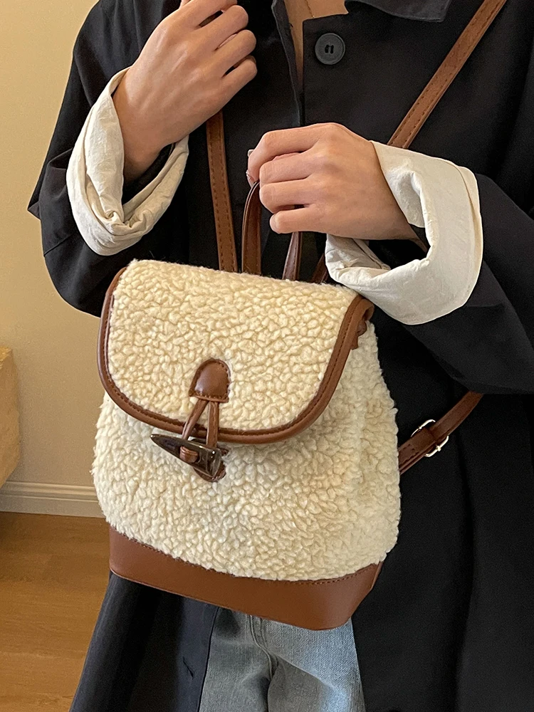Chic Women Lamb Wool Backpack Autumn Winter Versatile Handle Bucket Bag Leisure Simple Female Plush Backpack