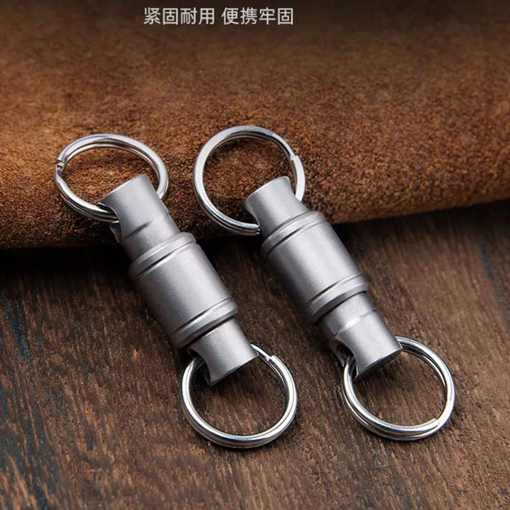 2Pcs TC4 Titanium Alloy Keychain Mini Portable Waist Hook key Chains Car Key Ring Vintage Copper Key Holders Organizer