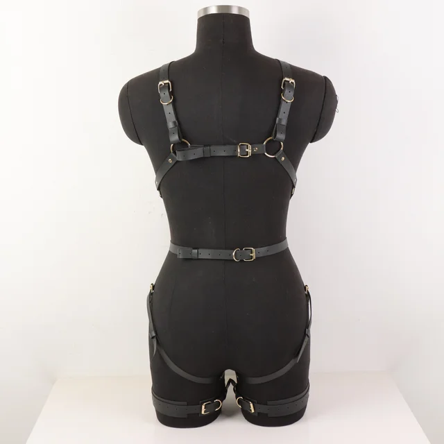 Arnés de cuerpo de cuero.