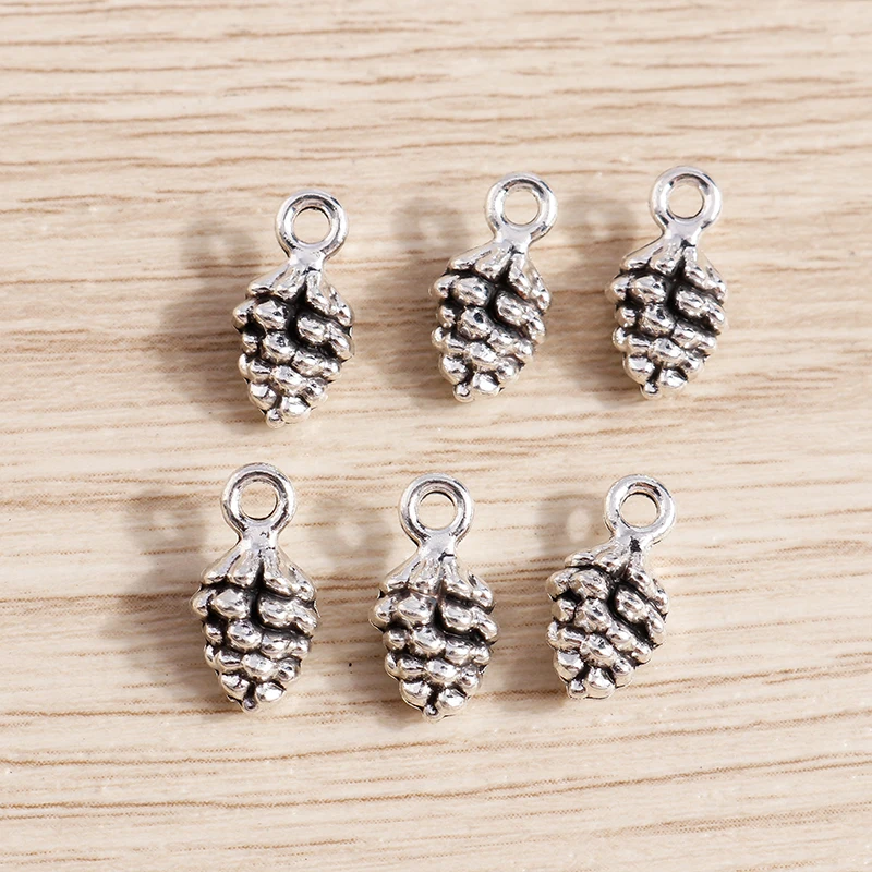 Tusember 30 Stück 7*13mm Anhänger aus Legierungsmetall in Tannenzapfenform, DIY Antik-Silberfarben für Ohrringe, Halsketten, Schmuckherstellung Zubehör