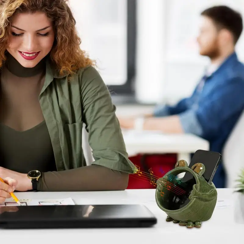 Cell Phone Holder Sound Amplifier Frog Shape Phone Stand Loudspeaker Phone Mount Holder Amplifying Phone Speaker Creative Cell