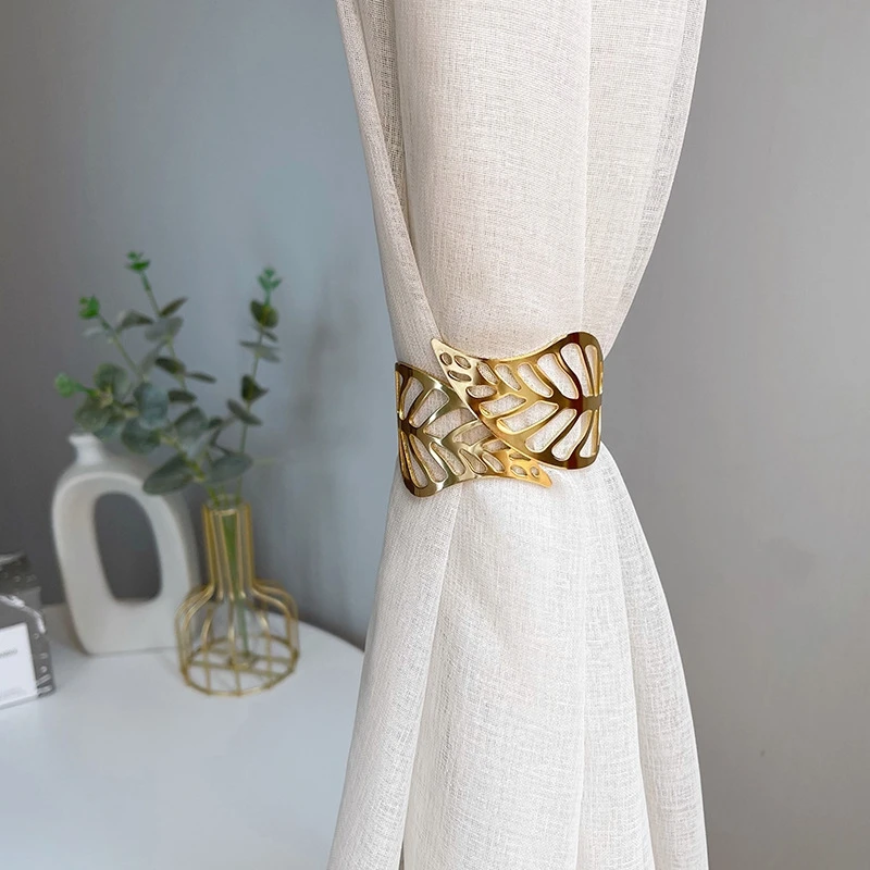 Minimalistic Light Luxury Curtain Clip Strap Free Punching Metal Light Surface Wing Pattern Buckle Gold