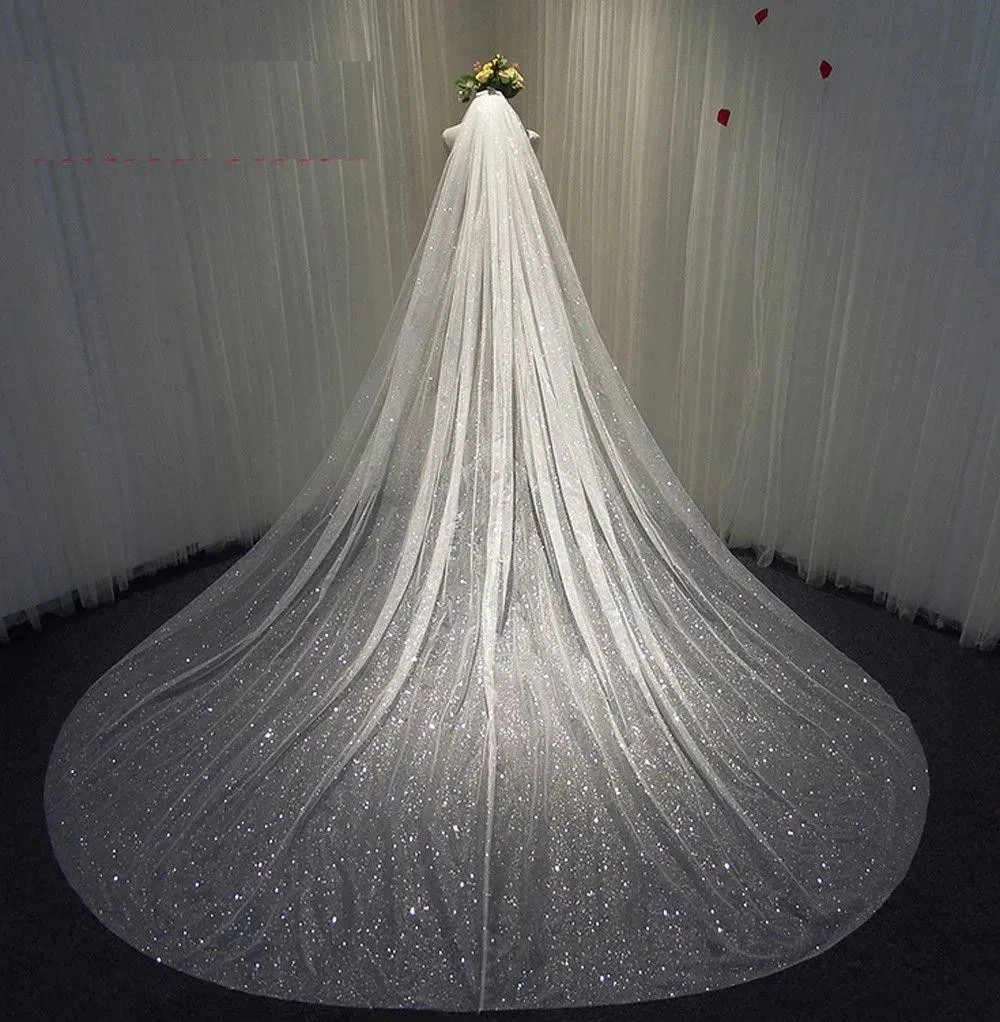 

Bridal Veil Long Sparkly Bling Bling White Champagne Cathedral Shiny Wedding Veil With Comb 3.5Meters One Layer velo de novia