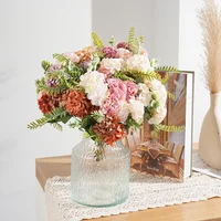 Kunstige blomster i silke – perfekt til scrapbook og hobby
