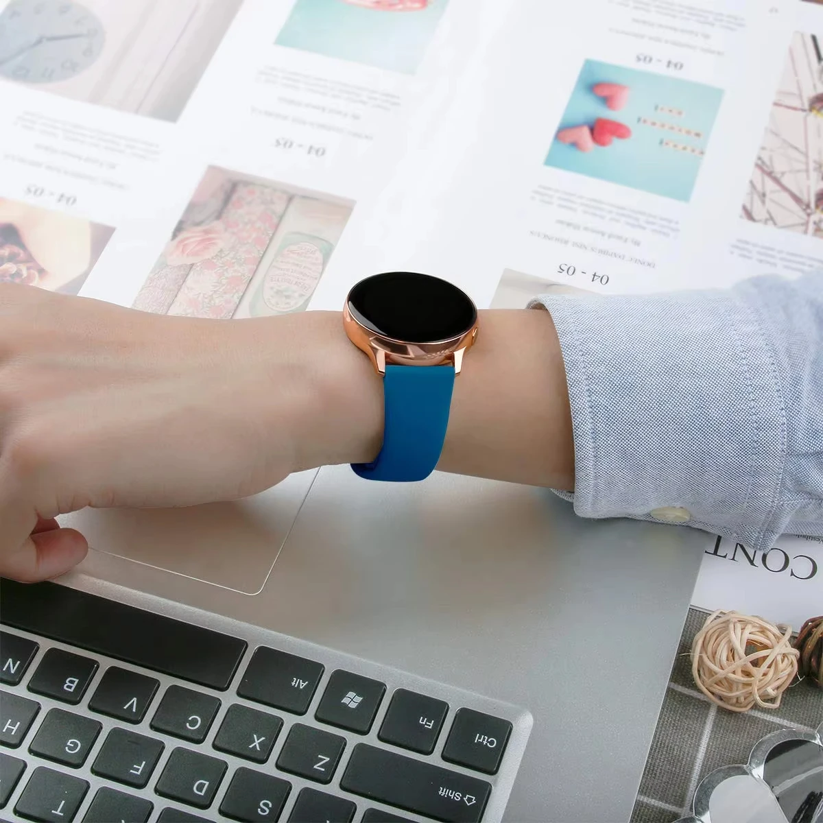Silicone Sports Strap - Adjustable Fitness Bracelet, 20/22 mm Band