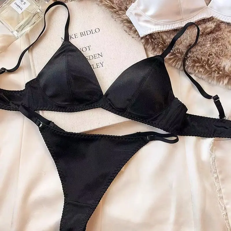 Ensemble de soutien-gorge Triangle Sexy de Style français pour petits bustes push-up, sans armatures, soutien-gorge léger Anti-affaissement avec finition satinée