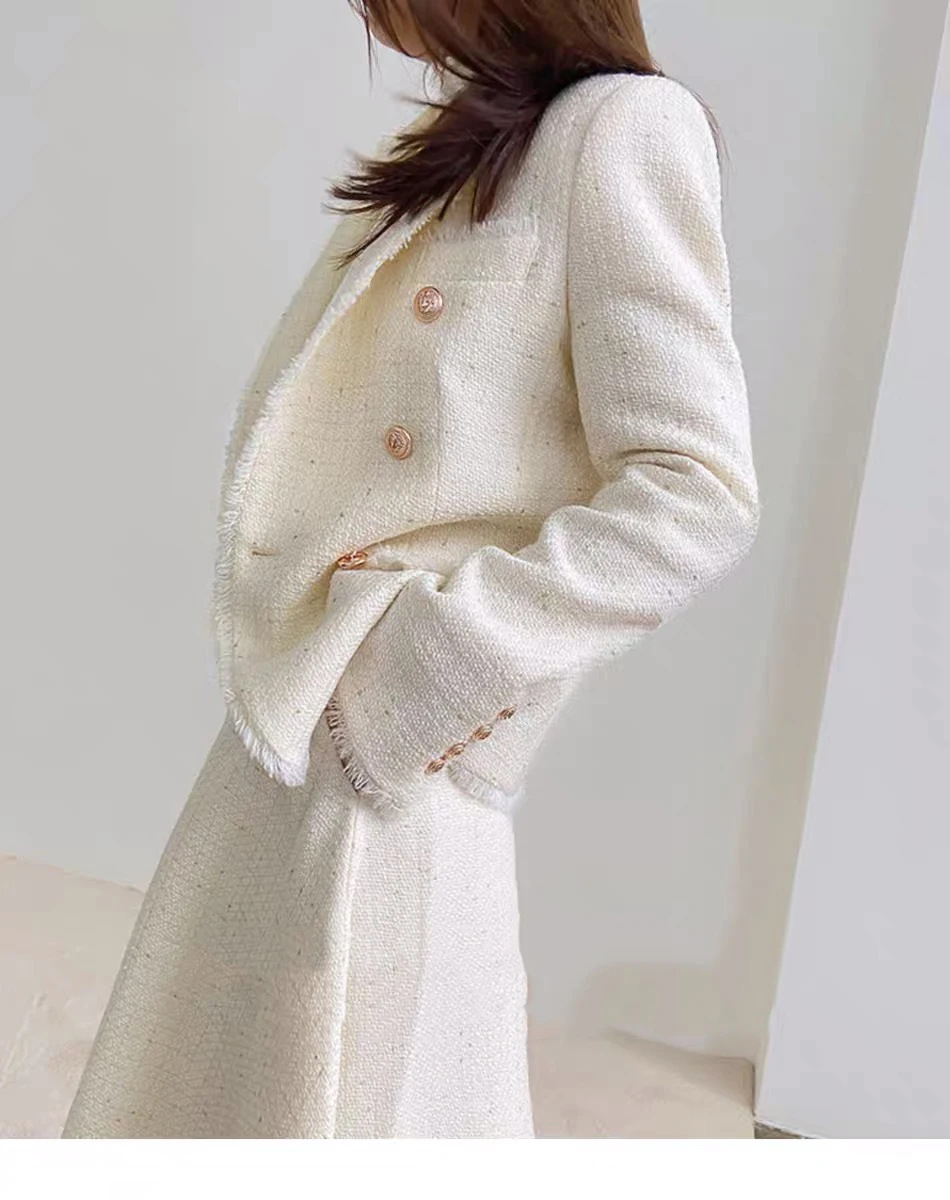 Beige Jacket and Skirt Set - Professional Women's Suit for Autumn/Winter