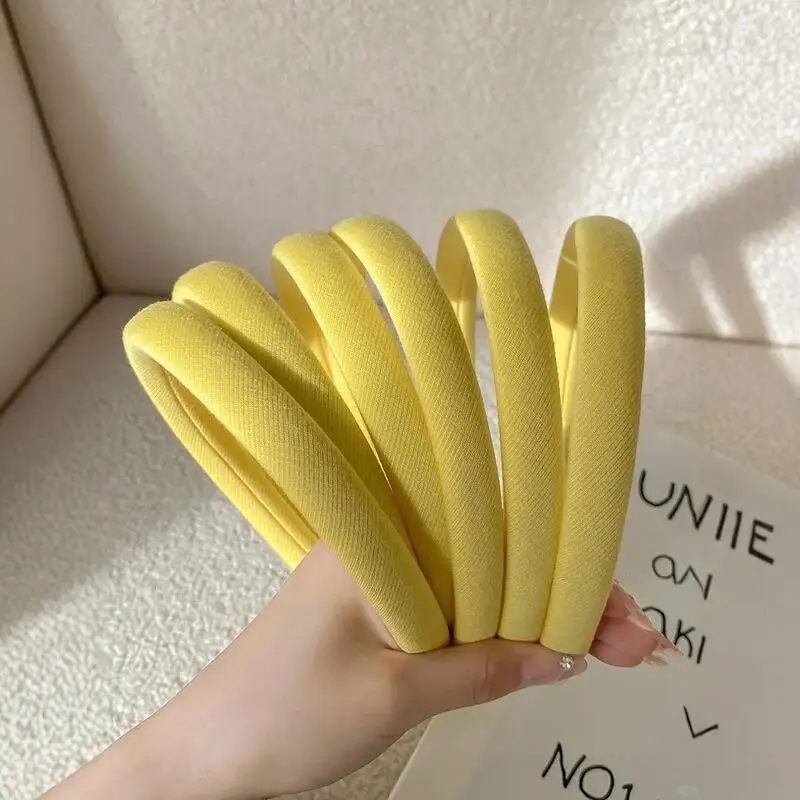 여름 분위기 와이드 엣지 헤어밴드 편안하고 무봉제 헤어밴드 높이 효과 트렌디 여성용 홈웨어