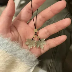 Elegant Cheongsam Lapel Pendant: Glazed Maple Leaf Glasses Lanyard & Phone Charm for Stylish Daily Outings (Green)