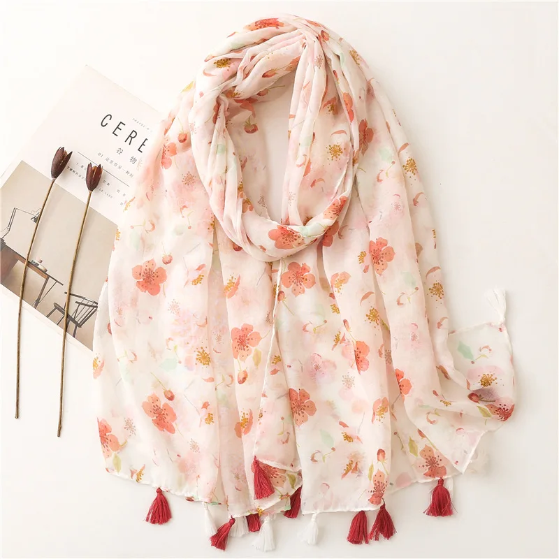 

2023 New Ombre Flower Pattern Tassel Scarf Shawls Soft Long Floral Pattern Foulard Head Wrap Hijab Scarves Free Shipping