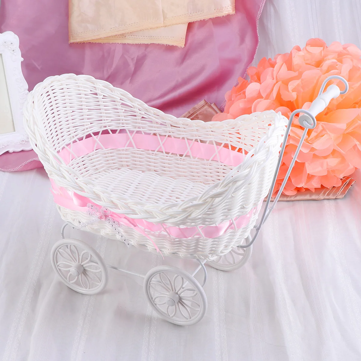 

1pc Cart Cane Tricycles Flower Basket Knitted Flower Mini Car Furnishing Articles for Wedding Baby Shower Party Birthday Decor