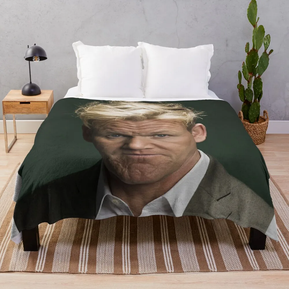 

Бархатное теплое одеяло Gordon Ramsay для путешествий