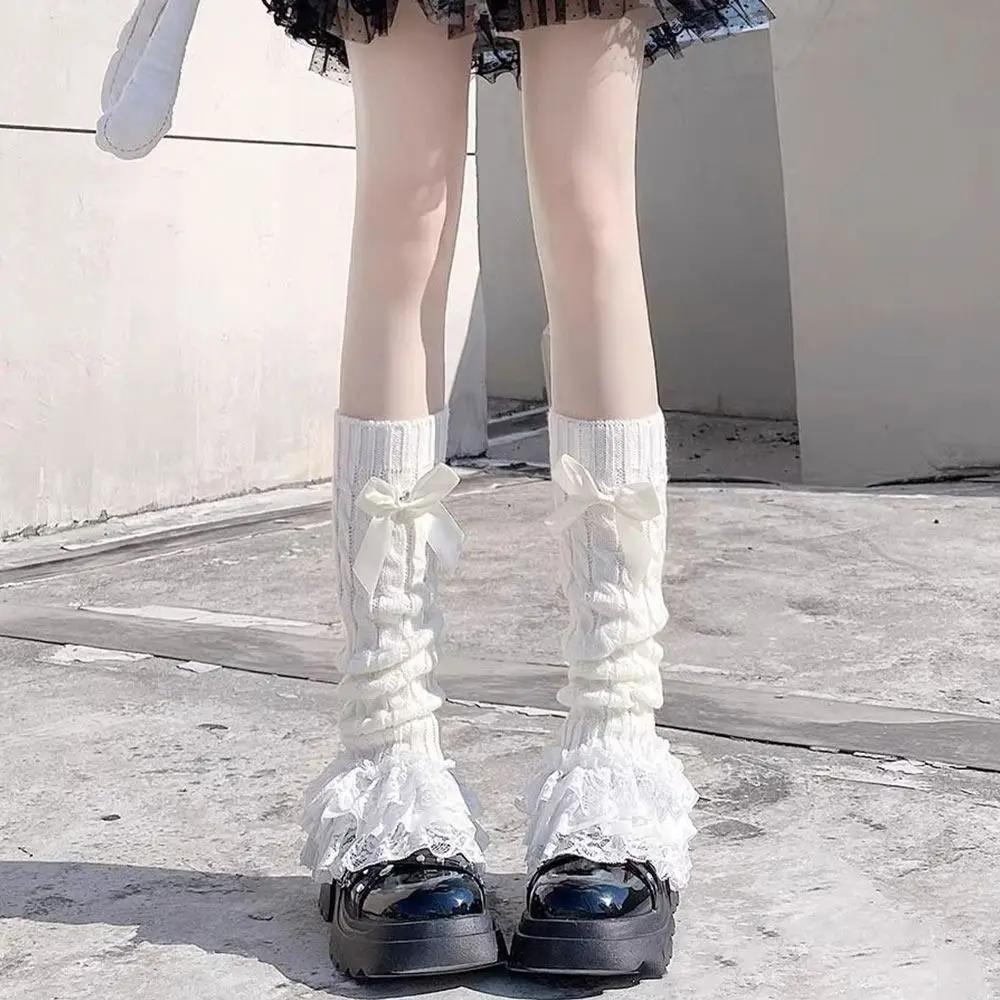 Gestrickte Beinwärmer mit Rüschen-Design, Spitzenbesatz, Schleife, abgestufte Spitze, Lolita-Socken, warme gestrickte Stoff-T-förmige Spitzensocken im japanischen Stil – Detail 5