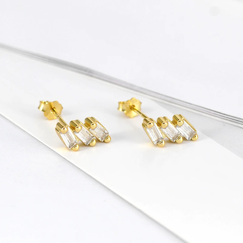 925sterling Silver Needle Classic 3 CZ Zircon Piercing Stud Earrings For Women 2023 Fine Jewelry Accessories Wholesale Earrings