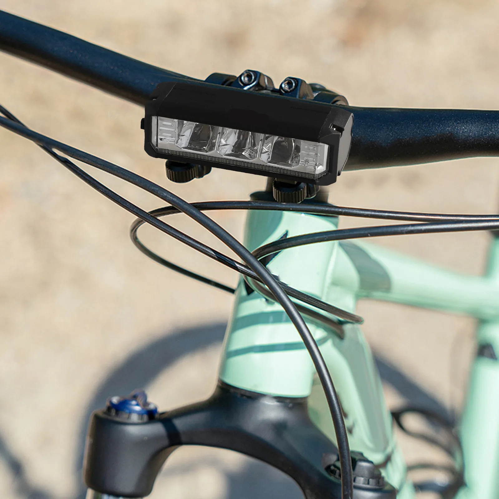 AAAA1 AluminumBikeLight 10.4X4.5X3.8cm WaterproofSuperBright LED Bike Light USB Rechargeable Bicycle Front Headlight Accessories