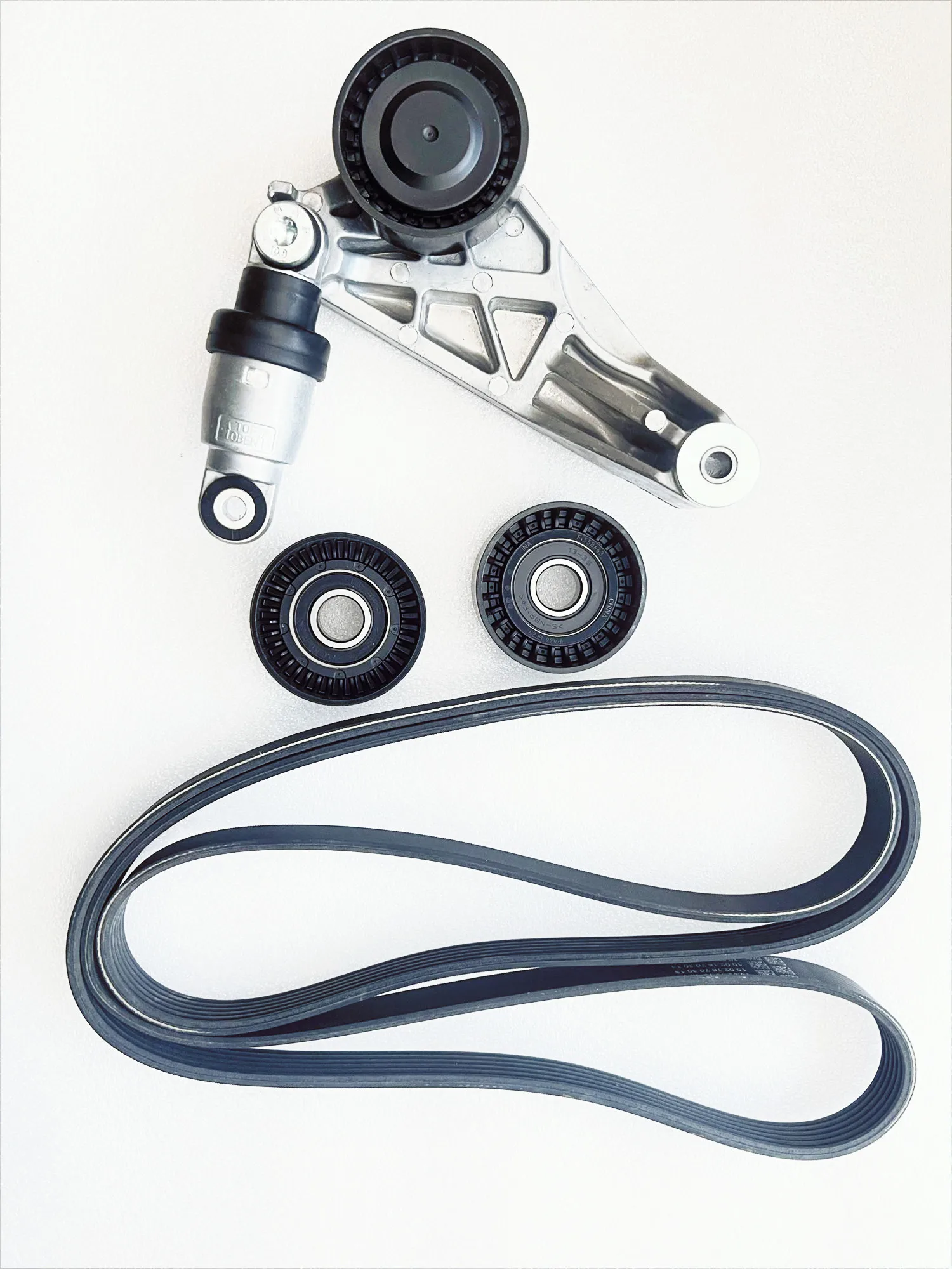 

4pcs Hydraulic Belt Tensioner and Engine Belt For 2012-2018 Jeep Wrangler 3.6L 4627038AA 4627043AA 4627039AA