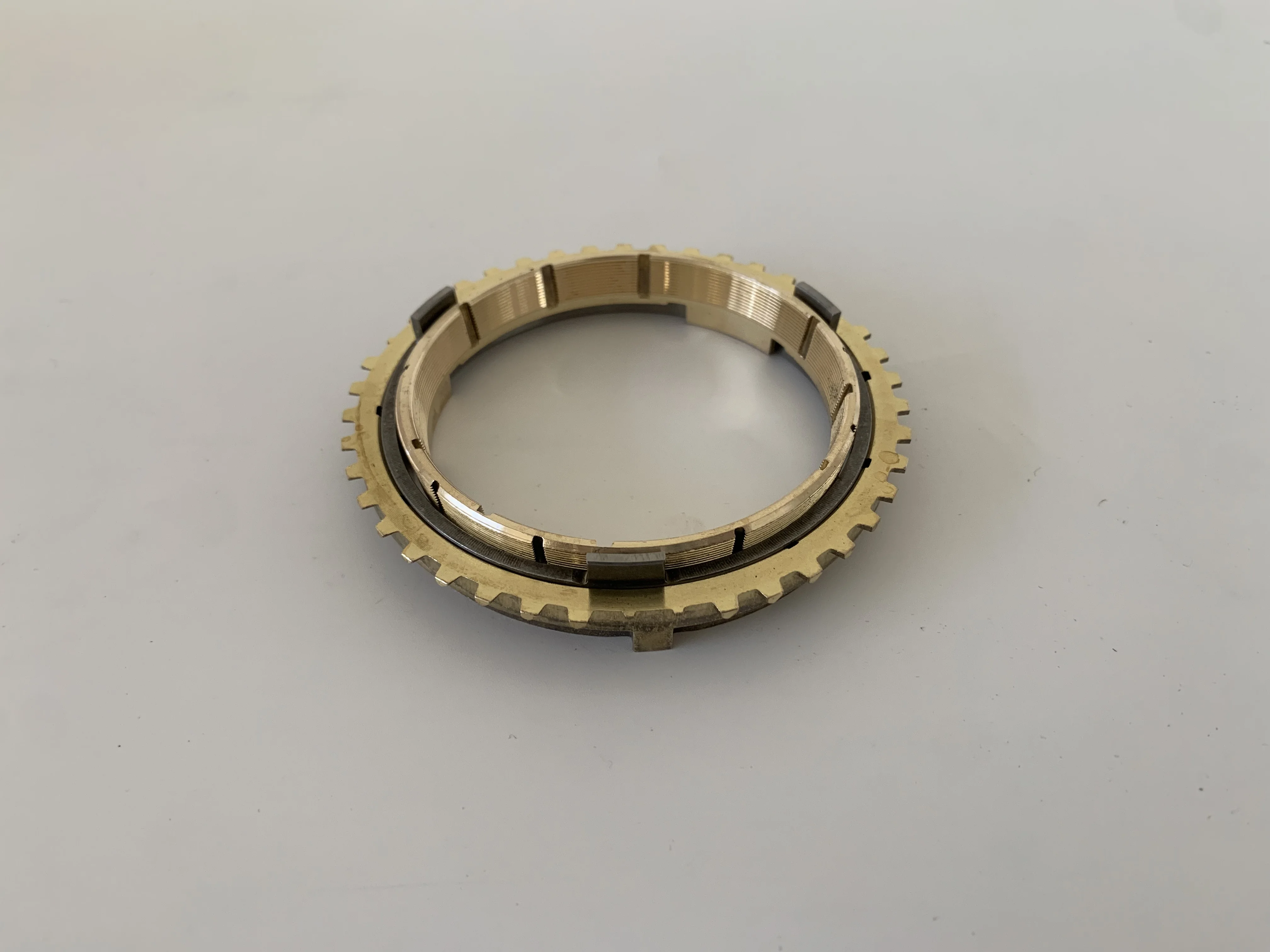 For LANDCRUISER HIACE HILUX transmission wave box synchronizer gear ring 33037-60040 33037-60050 gearbox synchro rings