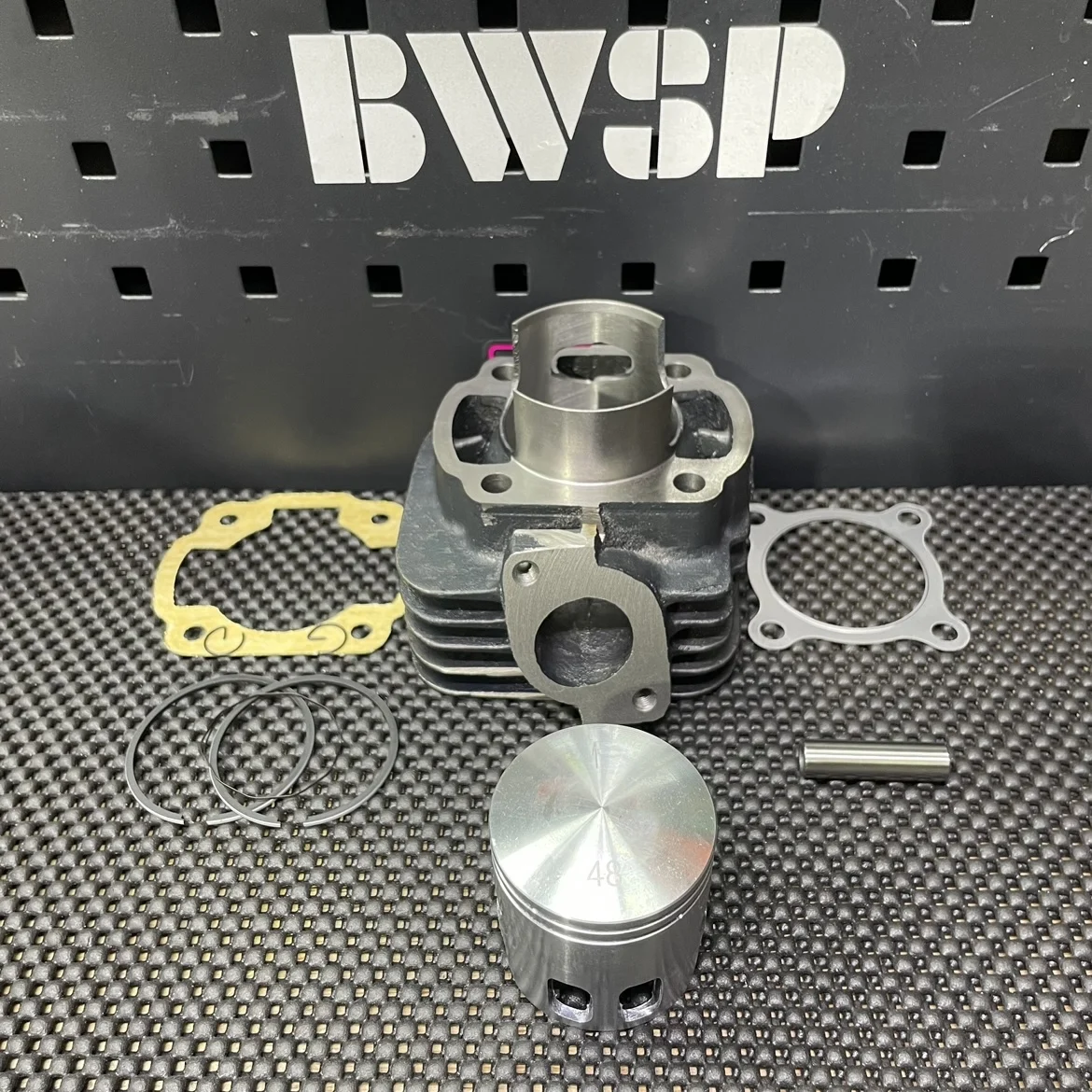 MALOSSI 3AA BW`S 54V 2JAボアアップシリンダー