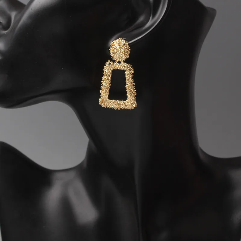 Retro Metall Trapez Tropfen Ohrringe für Frauen Hohl Geometrische Europäischen Übertreiben Schmuck Aussage Baumeln Ohrringe – Detail 8