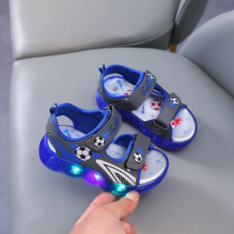 Children's Shining Light Soft Bottom Sandals Kids LED Light Shoes Little Boys Sandals With Lights Kids Glowing Beach Shoes