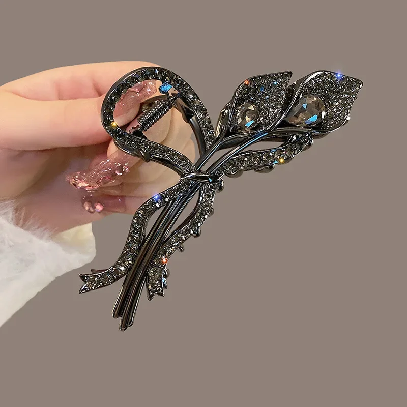 

French Light Luxury Tulip Claw Clip High End Women's Back Head Spoon Pan Hair Metal Hair Clip Shark Clip Hair Accessories