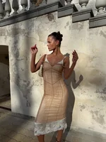 Robe midi transparente en maille pour femme, cintrée à la taille, sans manches, à fines bretelles, tendance et élégante, collection été 2026 3