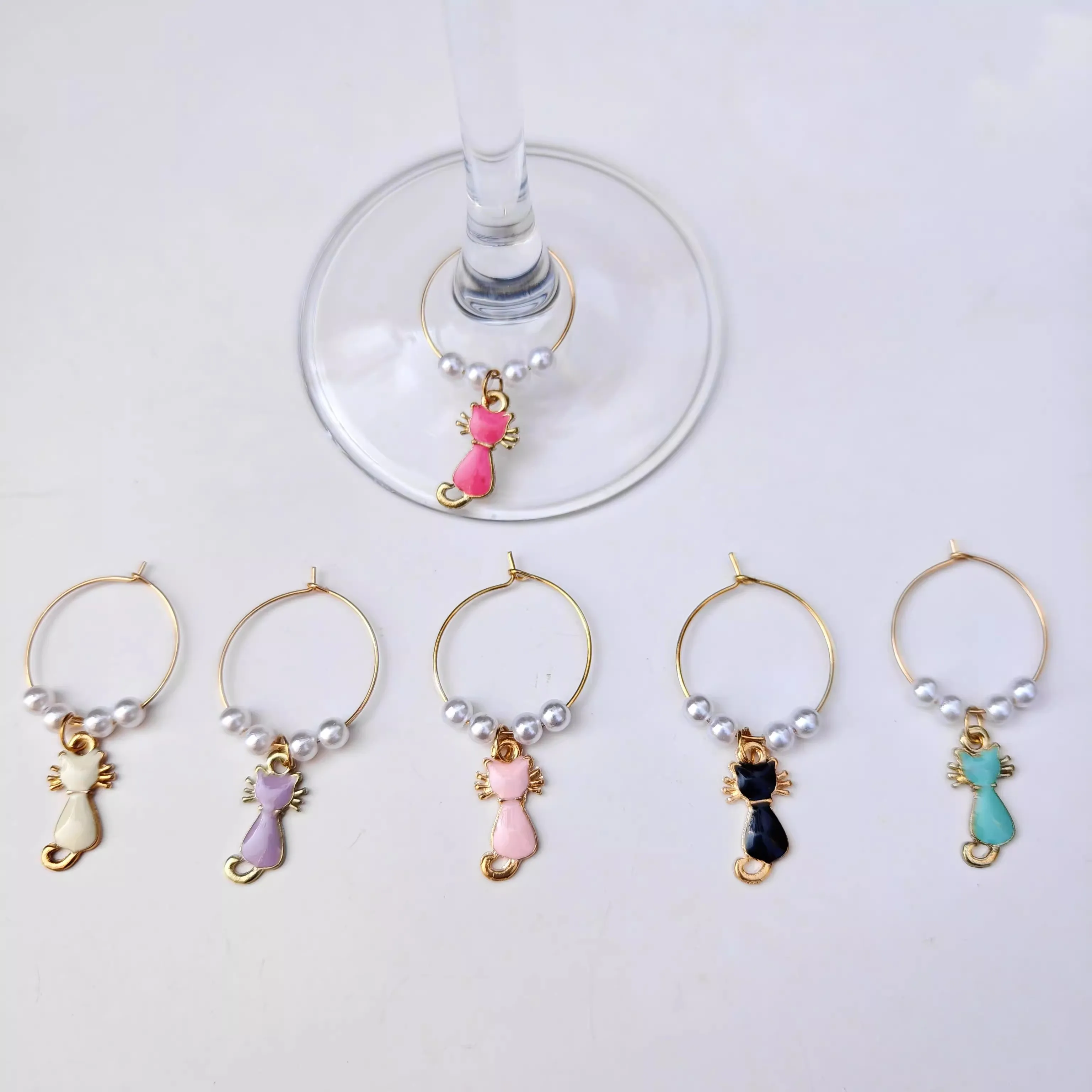6 Pieces Kitty Cat Wine charm New Fashion Wine Glass Charms Rings Marker Christmas Party Bar Table Decorations Christmas Gift wine glass markers