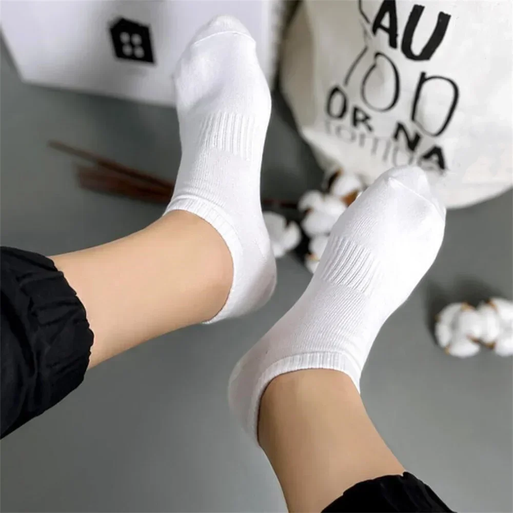 Premium Cotton Unisex Ankle Socks - Classic Black & White, High-Quality Summer/Autumn Collection (10 Pairs)