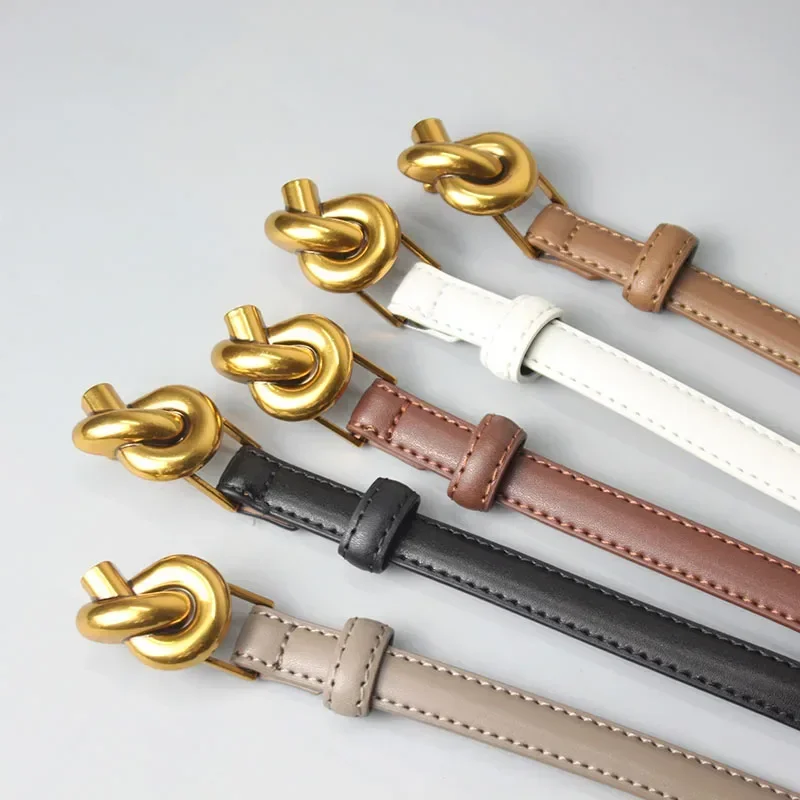 Schlichtes Design aus echtem Leder mit Knoten und Schnalle für Kleidjeans