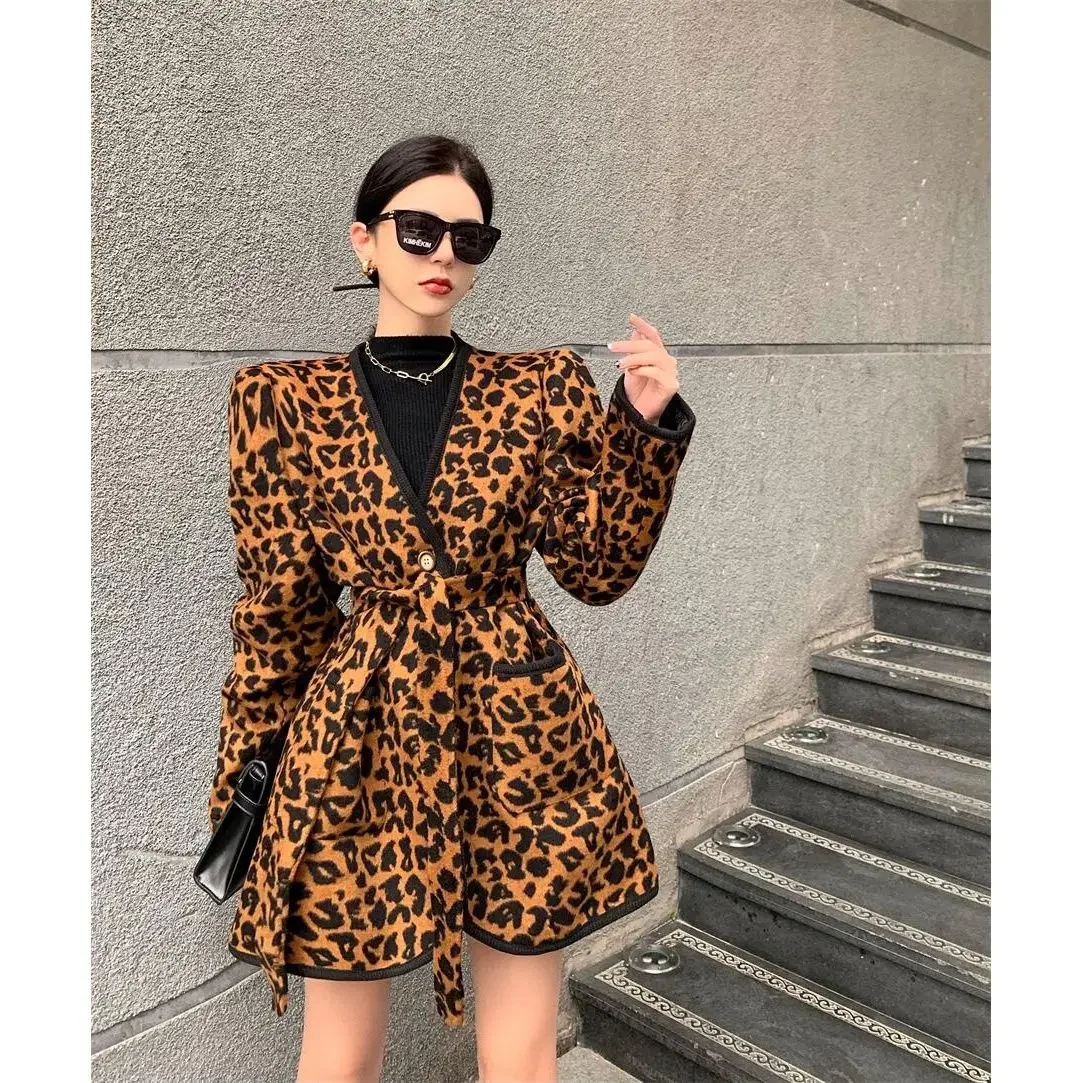 Women Coat Spring Autumn Vintage Casual Leopard Print Full  V-Neck Loose Jackets  Outerwear Coats Euro-America Style