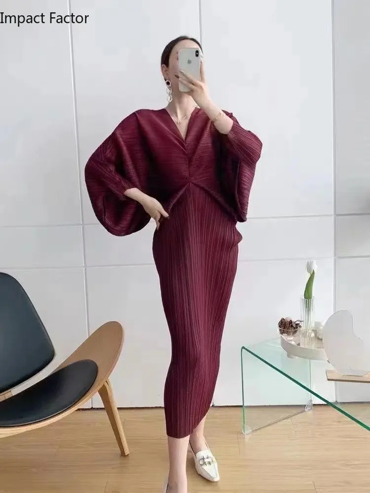 Miyake – robe plissée à manches chauve-souris pour femmes, col en v, ample, longue taille, livraison rapide, 2024