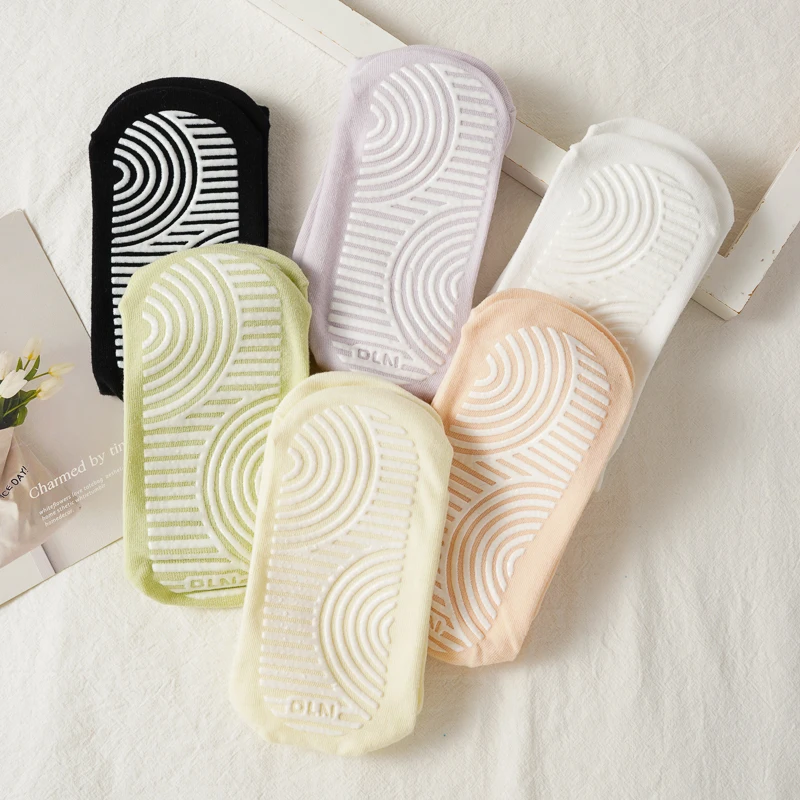 Women's Boneless Sports Yoga Socks Fresh Color Silicone Anti-slip Professional Pilates Mid-tube Socks