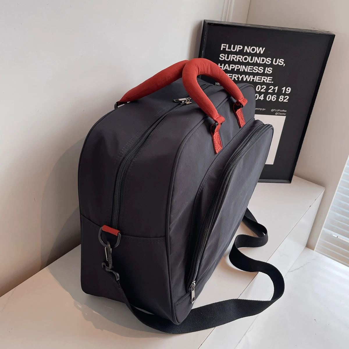 Large-Capacity Short-Distance Travel Bag for Women, Foldable Business Trip Luggage Storage Bag, Lightweight Travel Handbag for Men, Fashionable Yoga Bag for Sports