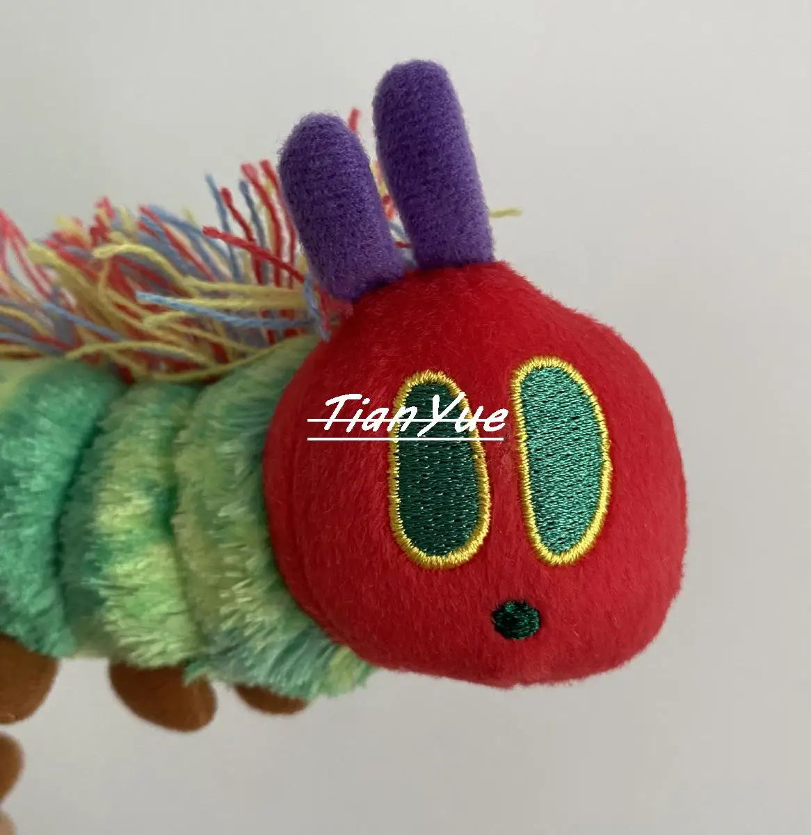 

Cute Eric Carle Green caterpillar soft Stuffed Xmas toy Anime Doll Birthday Gift For Kid 40cm