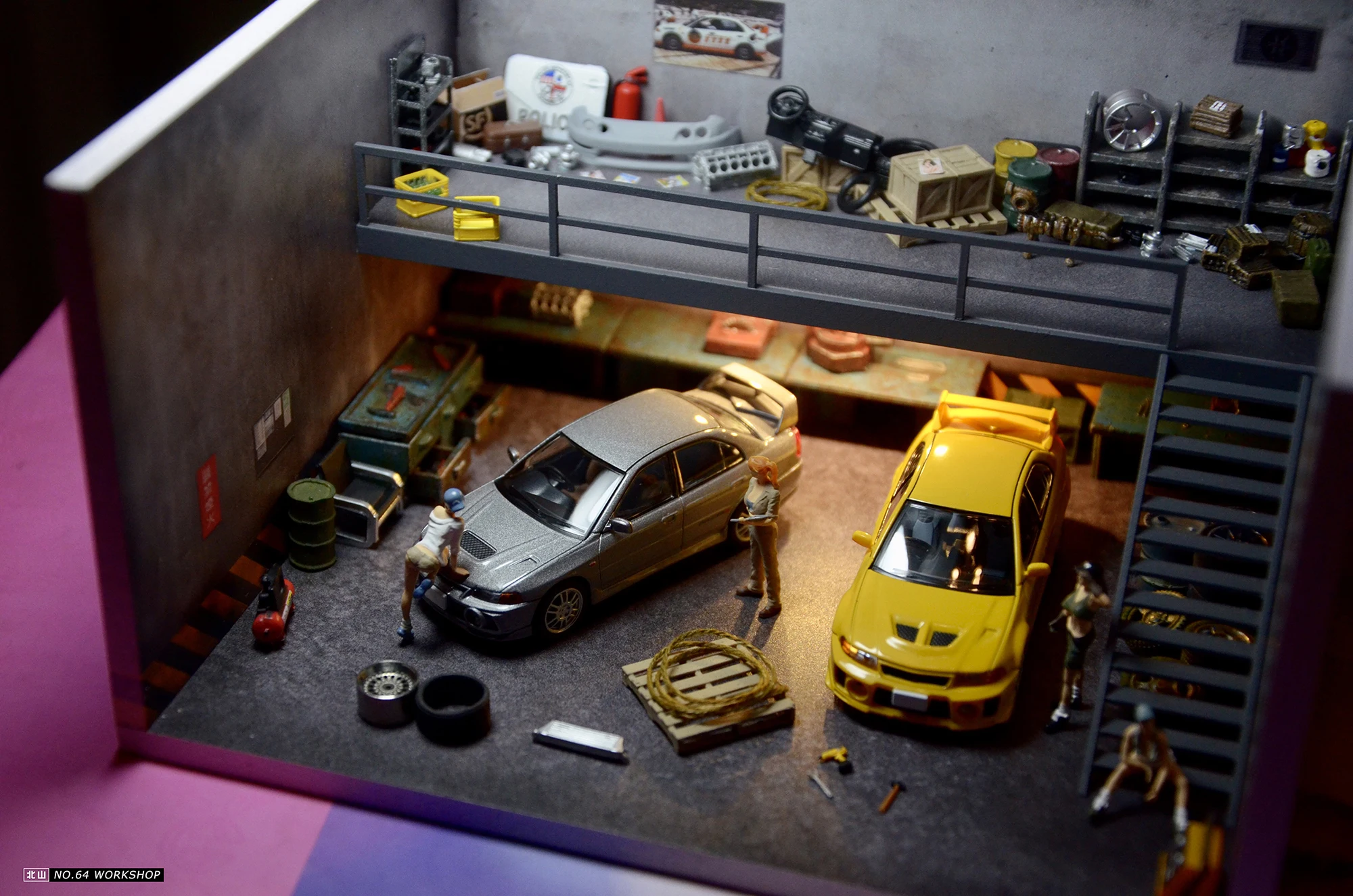 1 64 l ekli Diorama Araba Garaj Modeli Modeli LED Ayd nlatma ift 1-64-l-ekli-diorama-araba-garaj-modeli-modeli-led-ayd-nlatma-ift