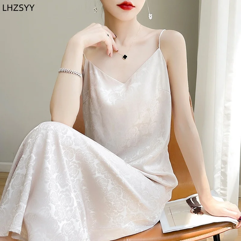 

Женское платье на бретельках LHZSYY, Новинка лета 2024, французское шелковое атласное платье на бретельках с V-образным вырезом, модная длинная юбка с высокой талией