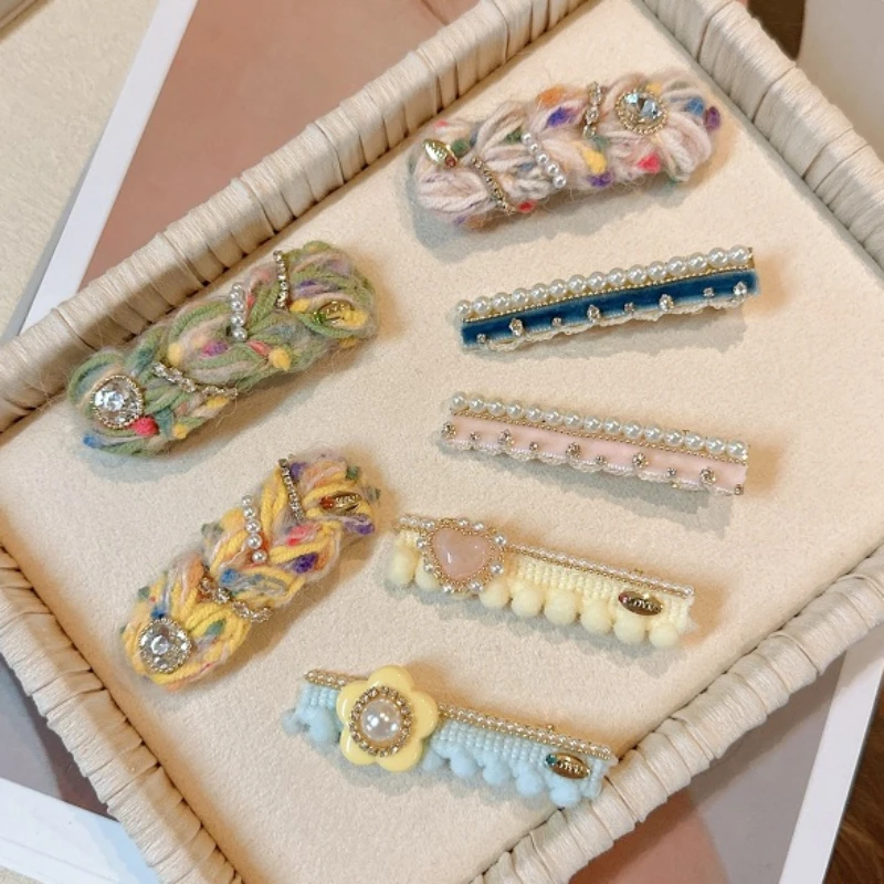 

Korean Style Women Hair Clips Autumn Winter Sweet Lovely Wool Weaving Hair Pins for Girl Fashion Hair Accessories
