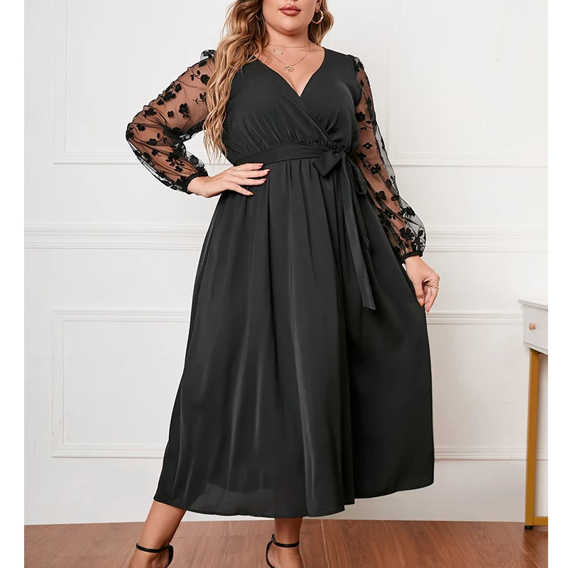 Рисунок 5 - Женское кружевное платье с V-образным