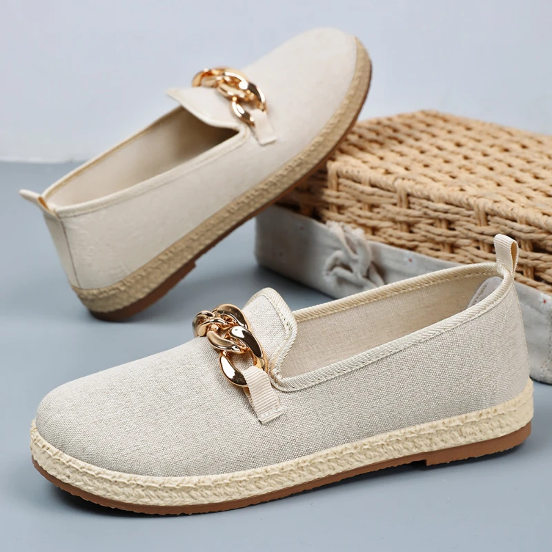 Female 2024 Spring New Daily Flat Bottom Canvas Shoes with Soft and Comfortable Meat, One Step Single Shoes for Leisure Use