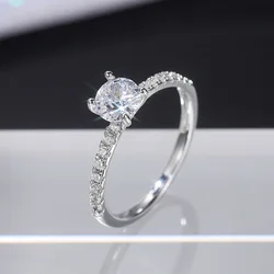 Elegant Sterling Silver Women's Ring with AAA Zircon Stones - 8 (Silver)