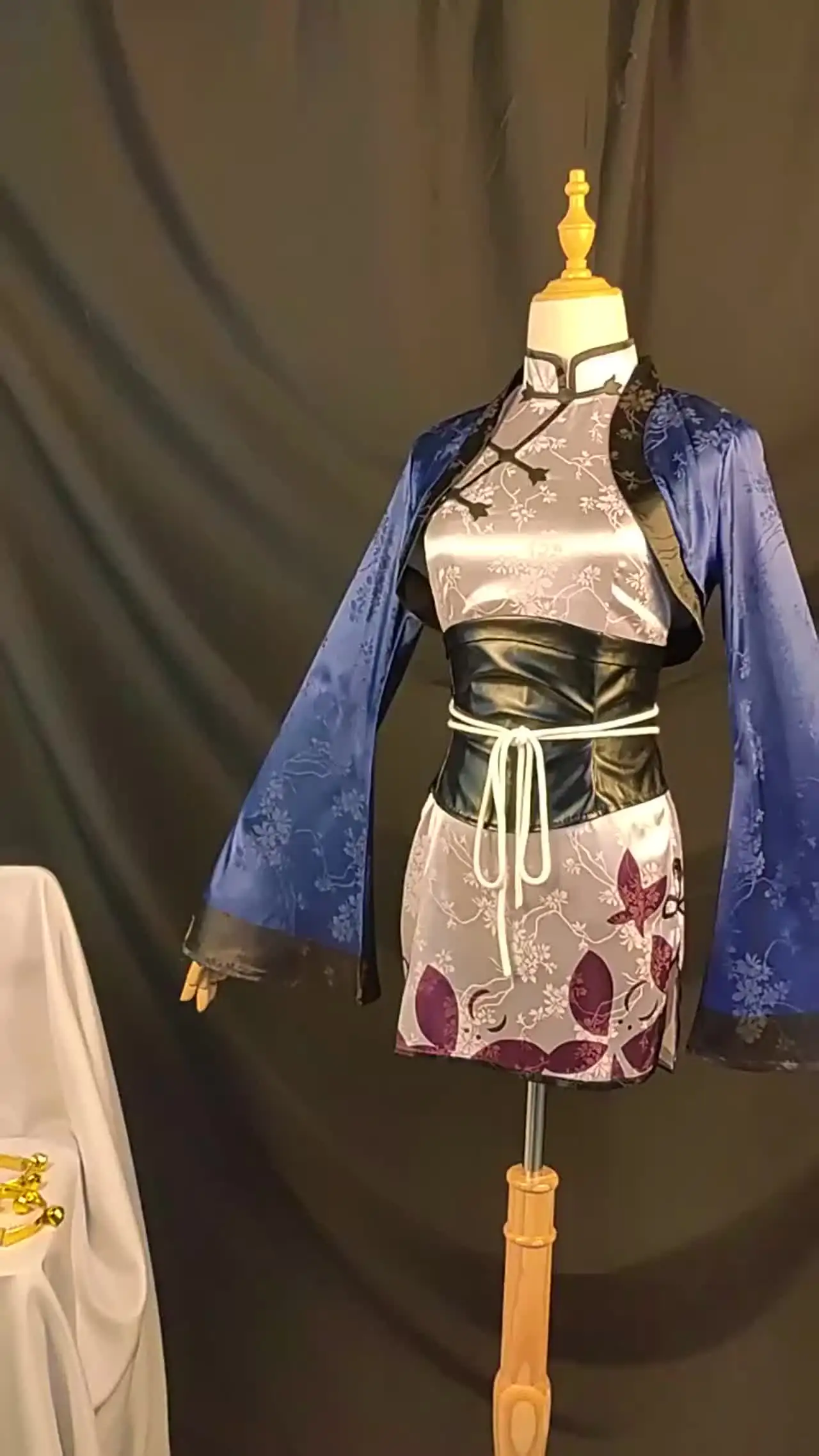 Costume de Majordome Noir avec Perruque pour Femme, Ensemble Complet de  Cosplay, de Carnaval, Sexy - AliExpress, image size:1280x2276