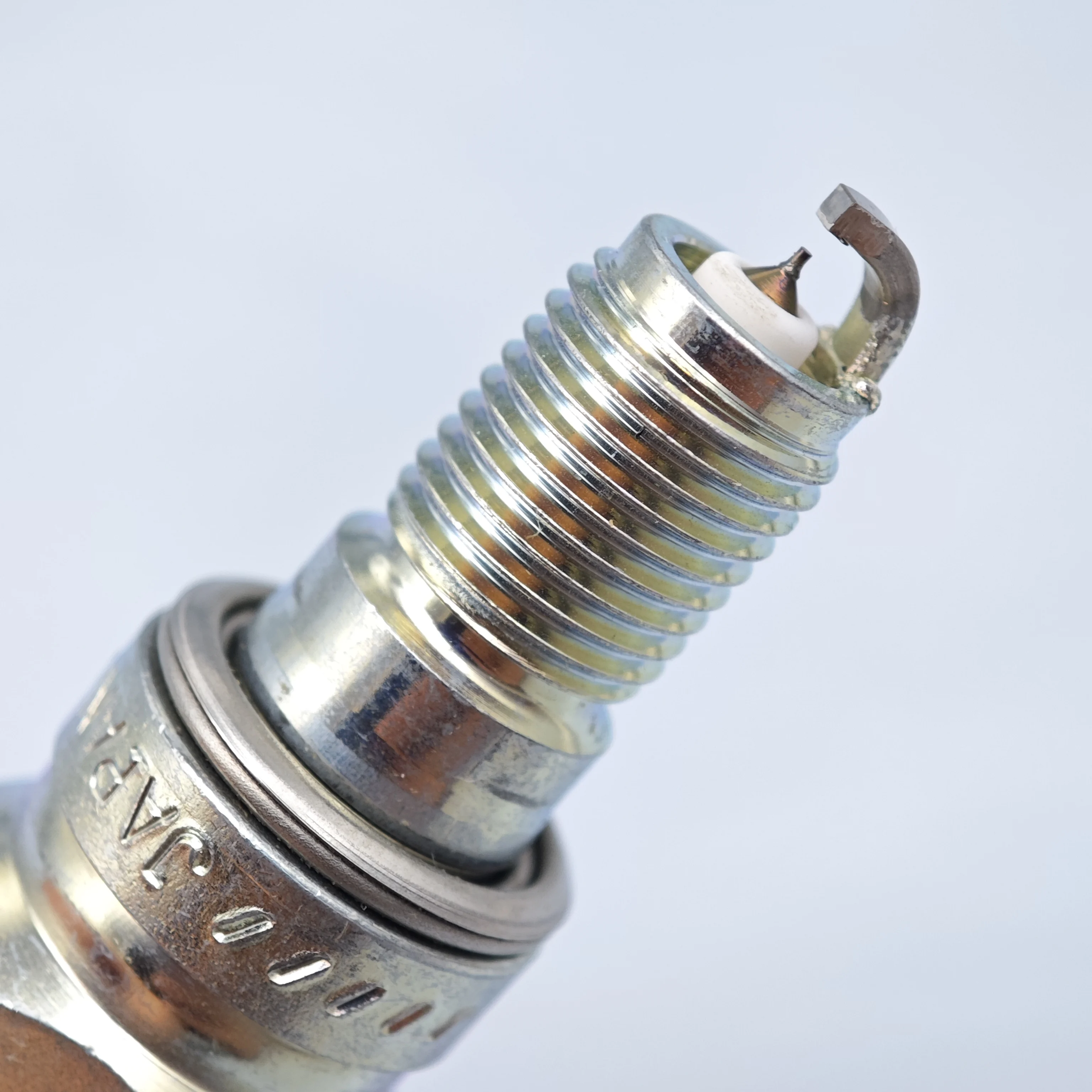 1pcs Original NGK Laser Iridium Spark Plug IMR9C-9HES 5766 For